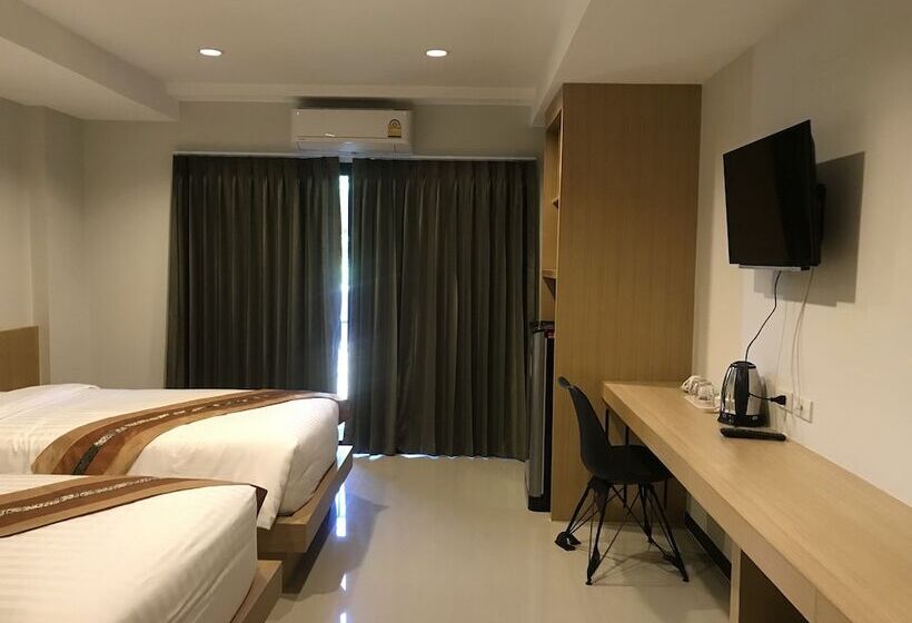 Отель The Royal Ville Residence