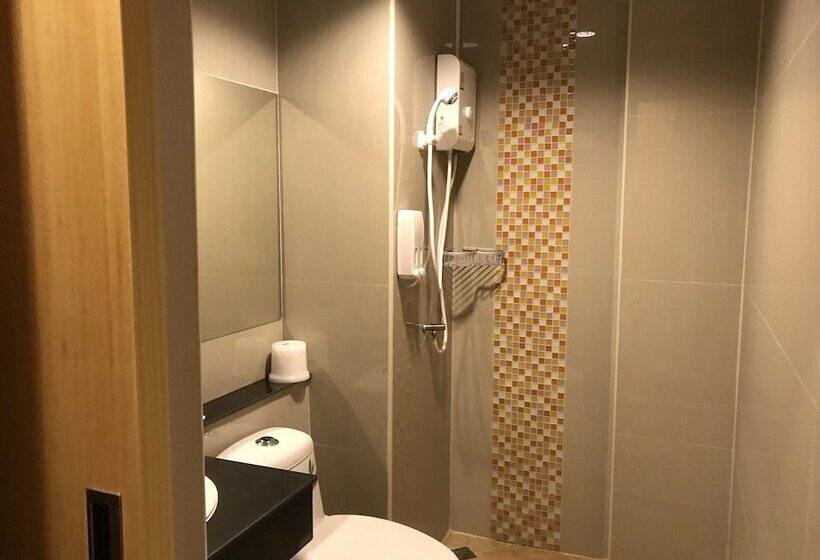 Отель The Royal Ville Residence