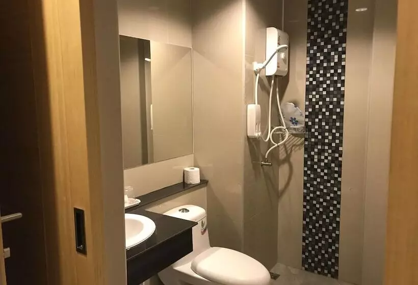 Hotelli The Royal Ville Residence