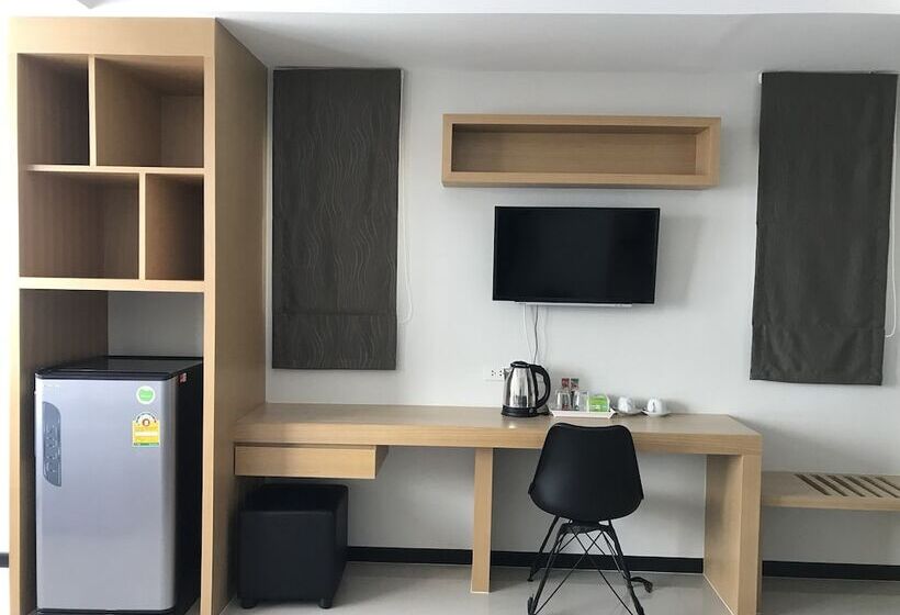 Отель The Royal Ville Residence