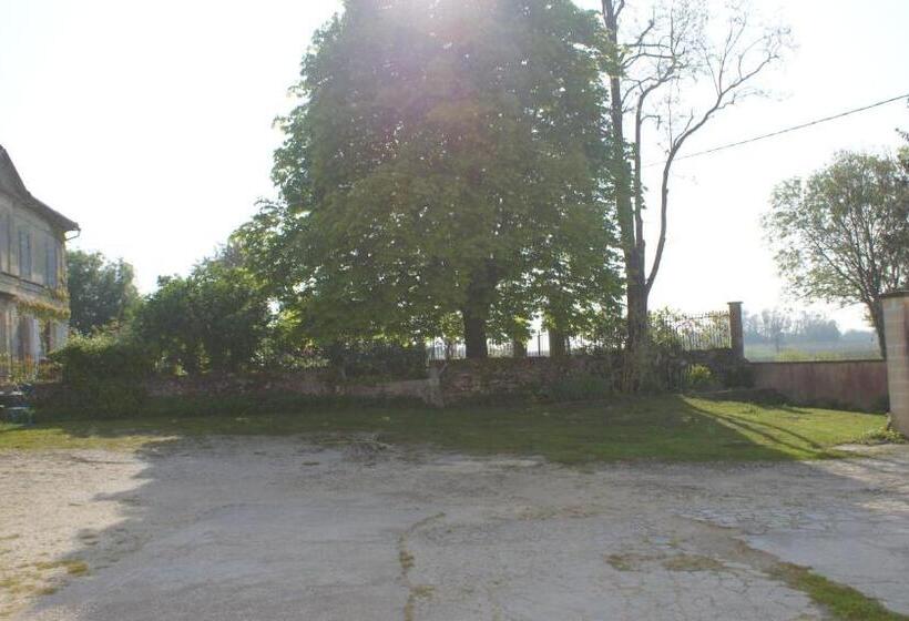 Пансион Chambres D Hotes La Hourqueyre