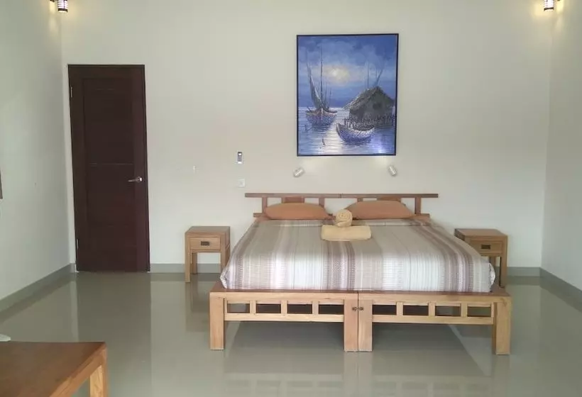 ペンション Seaweed Villa Ceningan