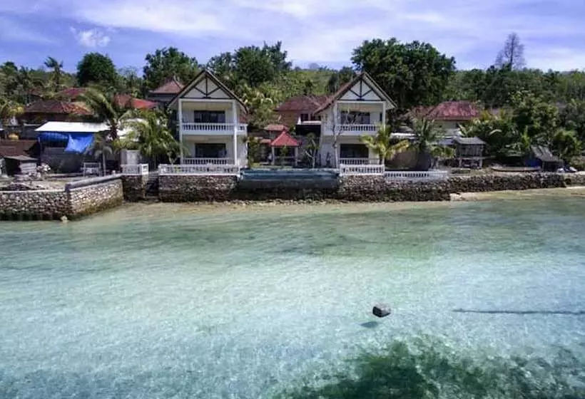 ペンション Seaweed Villa Ceningan