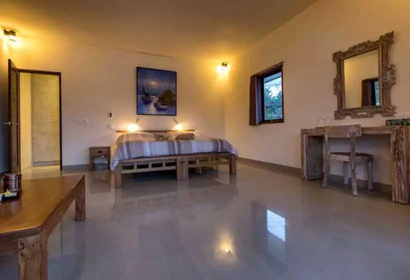 ペンション Seaweed Villa Ceningan