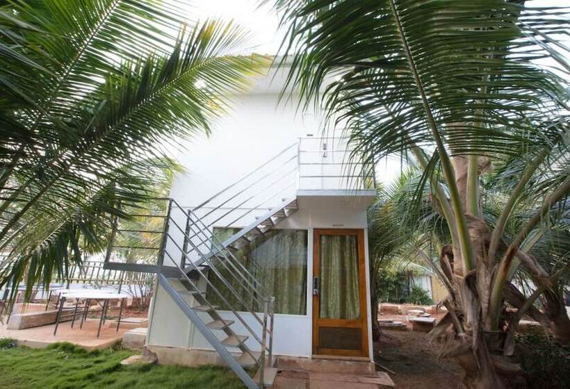 Thamarai Resort
