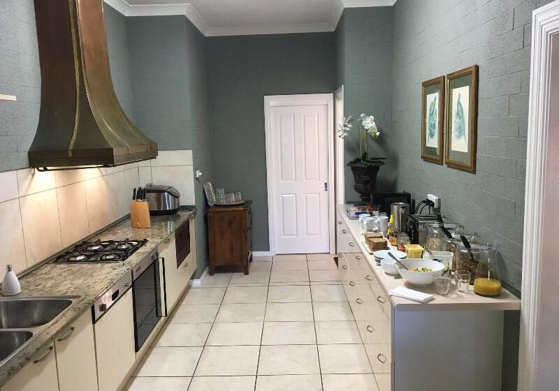 Bed and Breakfast Brigham House