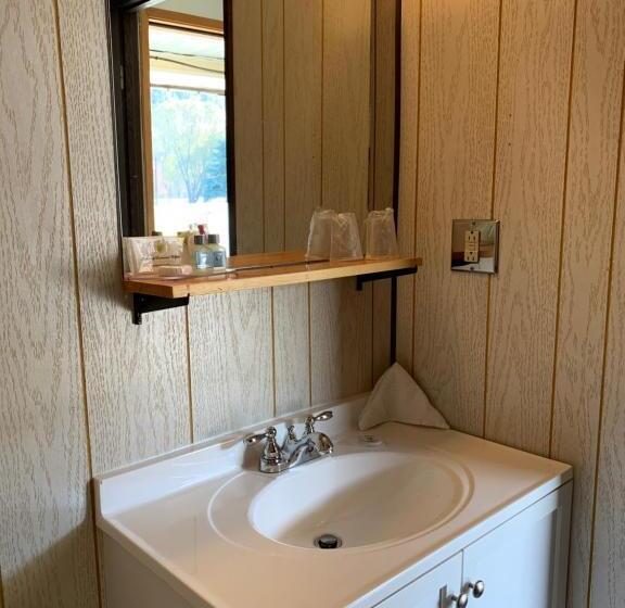 Green View Motel And Rv Park