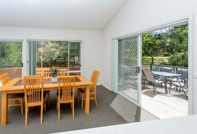 Отель Tasman Holiday Parks Kioloa Beach