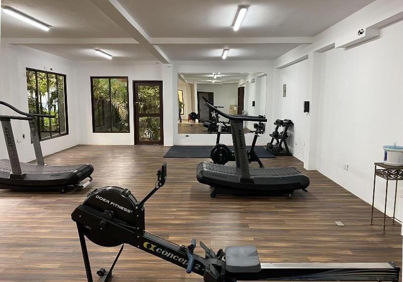 בית מלון כפרי Paradise Hot Springs Thermal Resort