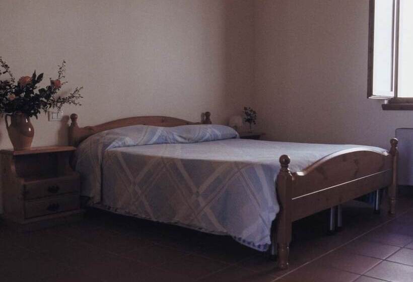 בית מלון כפרי Agriturismo San Giuliano