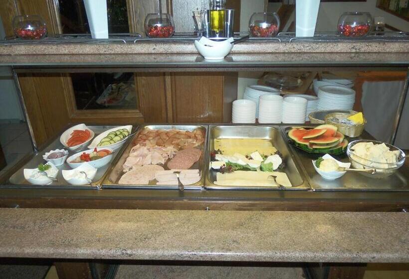 בית מלון כפרי Schoos