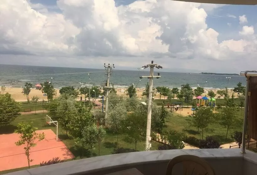 Lapina Pension & Restaurant