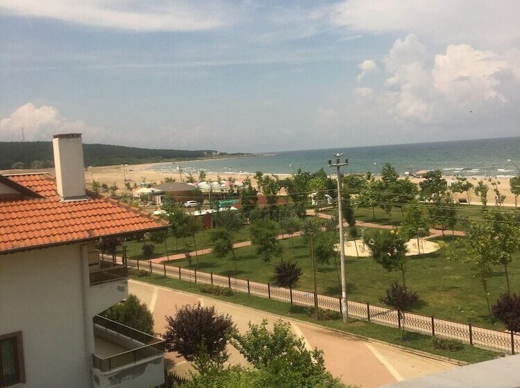 Lapina Pension & Restaurant