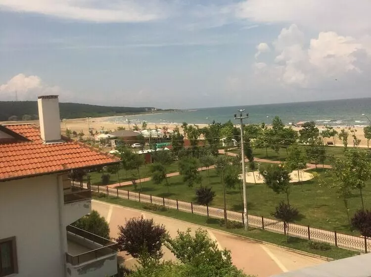 Lapina Pension & Restaurant