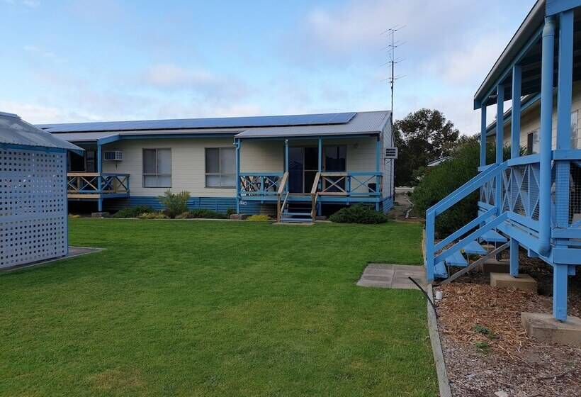Marion Bay Holiday Villas