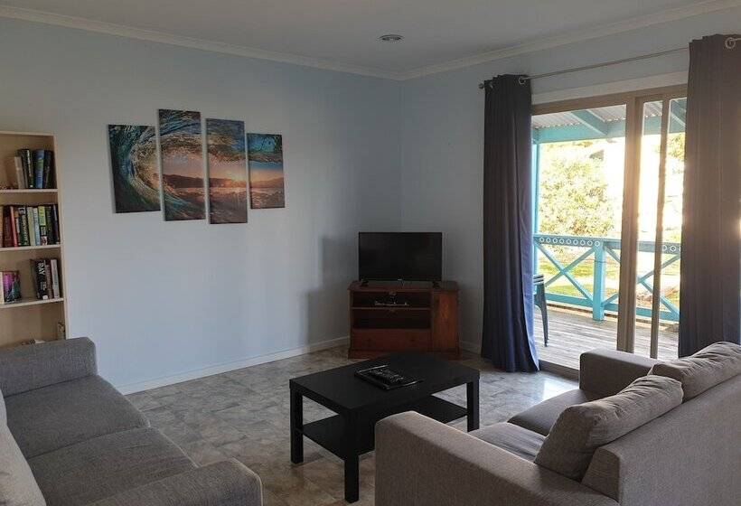 Marion Bay Holiday Villas