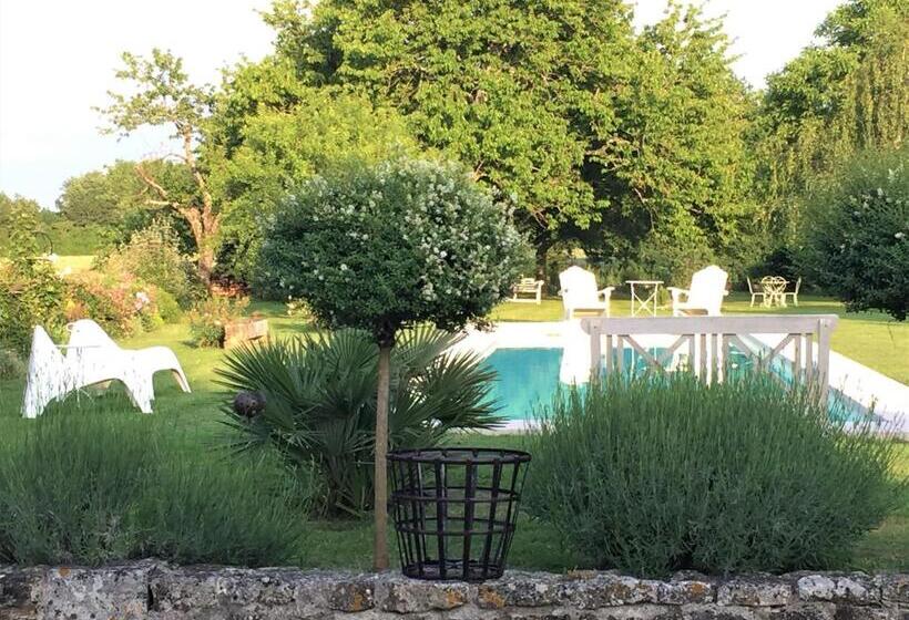 بنسيون Du Côté De L Ombrière