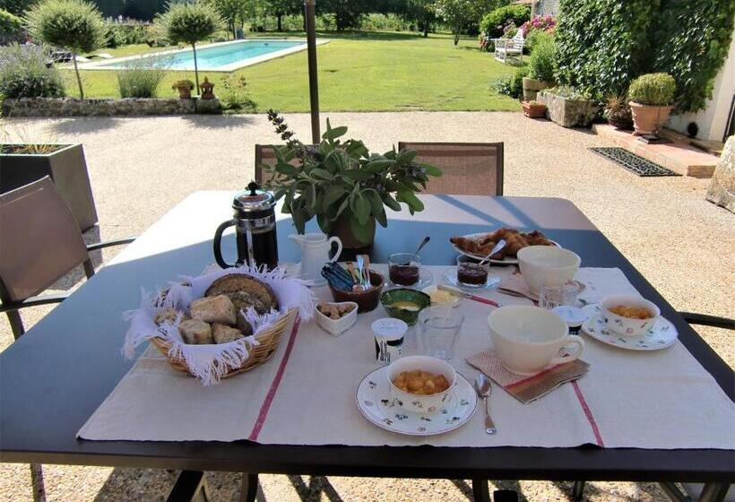 بنسيون Du Côté De L Ombrière