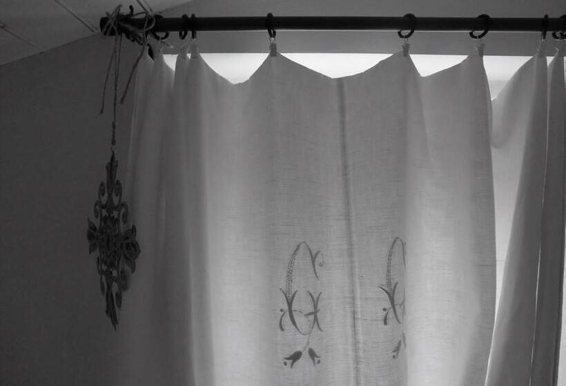 بنسيون Du Côté De L Ombrière