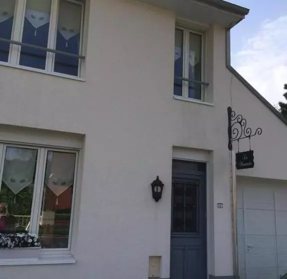 ペンション La Mansarde