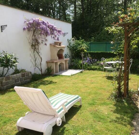 Пансион La Mansarde