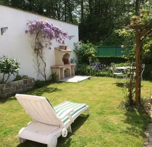 ペンション La Mansarde