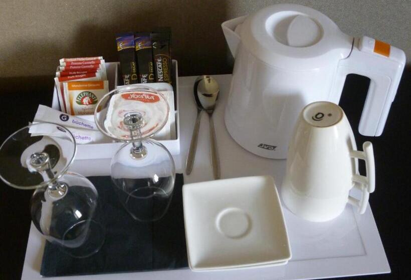 ペンション Monts Et Merveilles