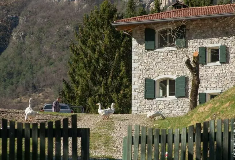 Agriturismo Borgo Titol