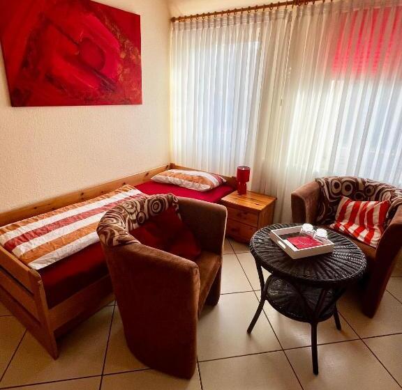 Bed and Breakfast Pension Kolibri