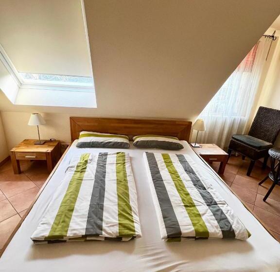 Bed and Breakfast Pension Kolibri