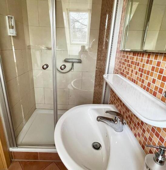 مبيت وإفطار Pension Kolibri