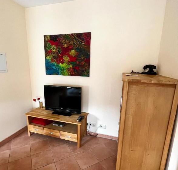 مبيت وإفطار Pension Kolibri