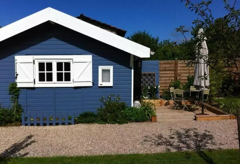 Aamiaismajoitus (B&B) Chambres D Hôtes Le Mont D Anon