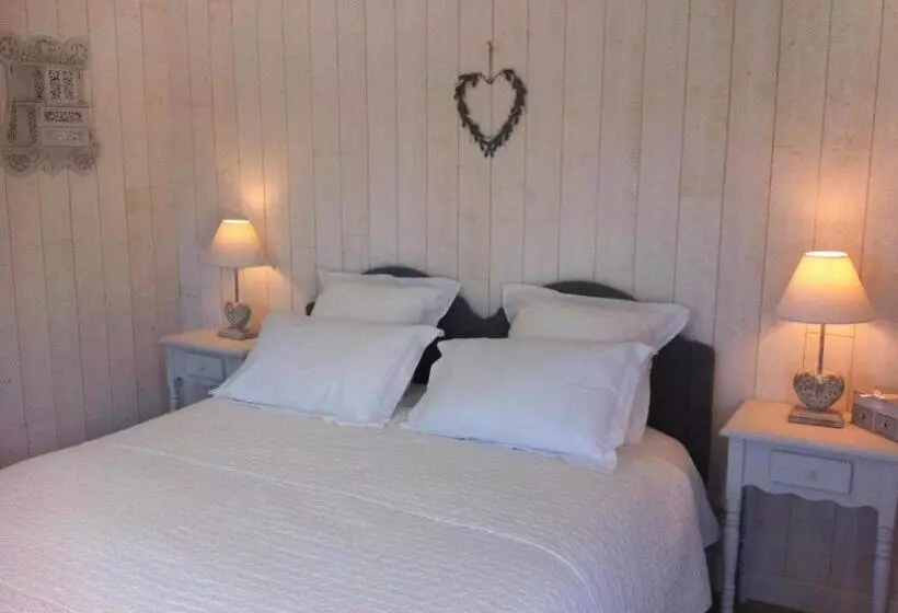 Aamiaismajoitus (B&B) Chambres D Hôtes Le Mont D Anon