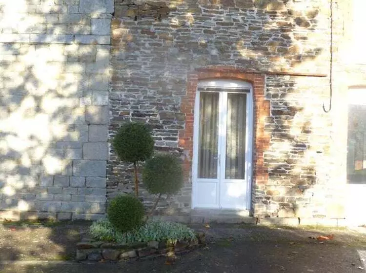 Aamiaismajoitus (B&B) Chambres Les Champs De Roz