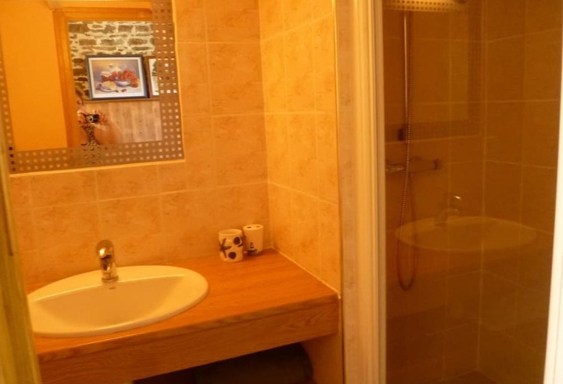 مبيت وإفطار Chambres Les Champs De Roz