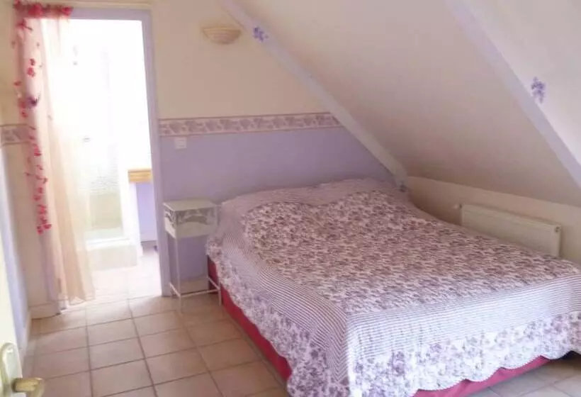 Aamiaismajoitus (B&B) Chambres Les Champs De Roz