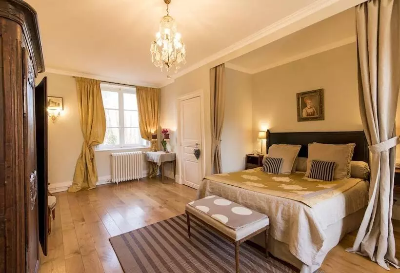 ベッドアンドブレックファースト Château D Auteuil
