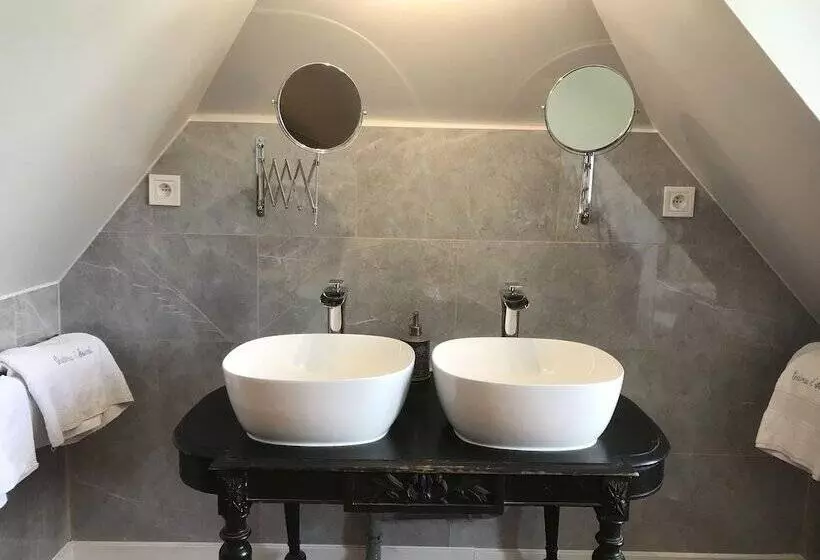 ベッドアンドブレックファースト Château D Auteuil