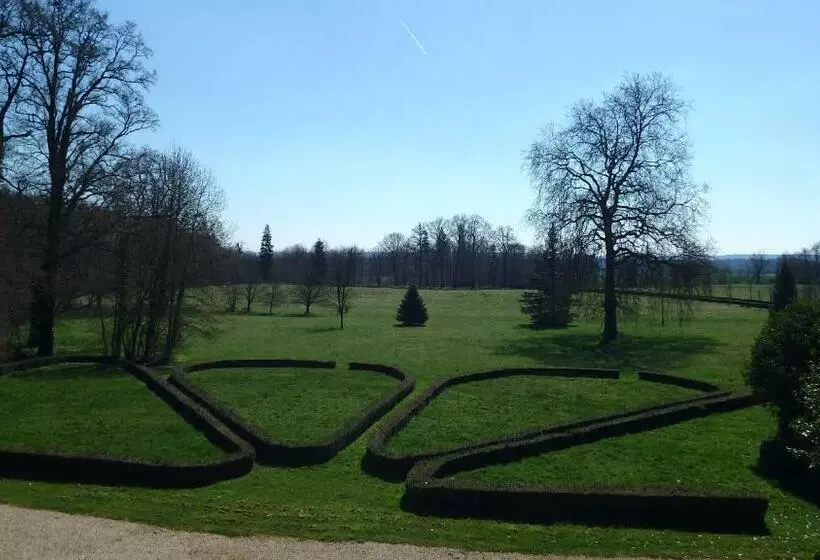 ベッドアンドブレックファースト Château De Blavou Normandie