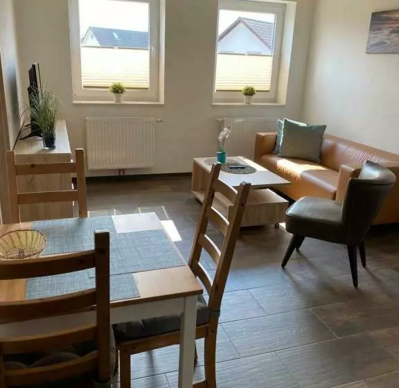 Aamiaismajoitus (B&B) Landhaus Am Schaalsee