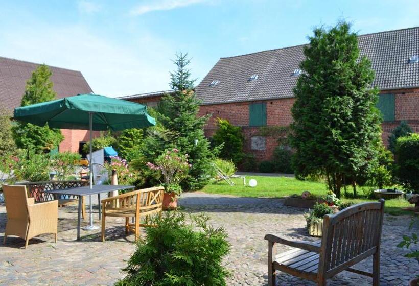 Aamiaismajoitus (B&B) Landhof Liebsch, Mit Pool Und Sauna