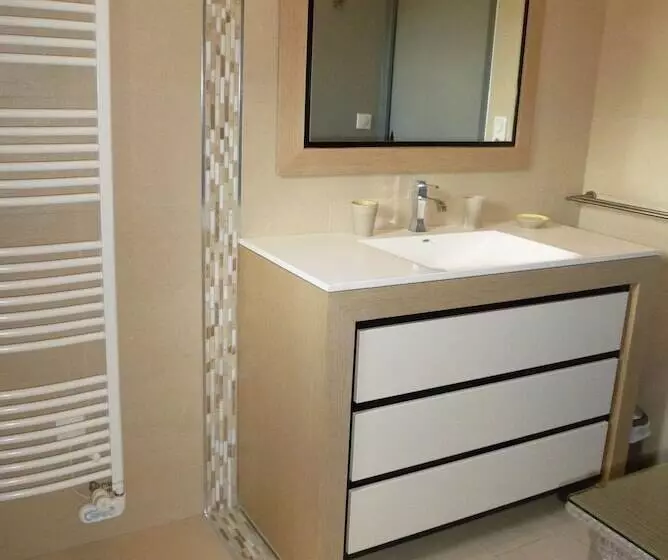 Domaine De La Maison Neuve