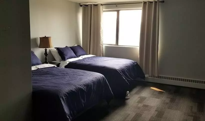 Gibbons Hotel &tavern