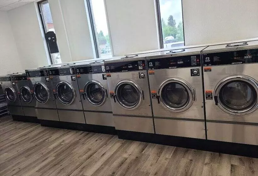 Gibbons Hotel &tavern