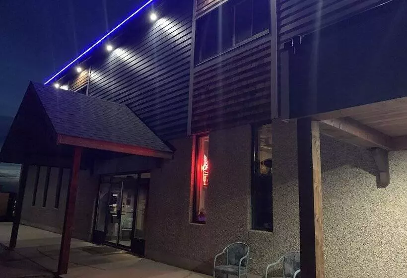 Gibbons Hotel &tavern