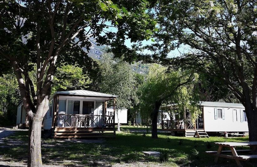 ホテル Camping New Rabioux