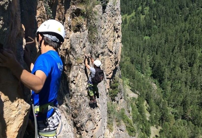 ホテル Camping New Rabioux