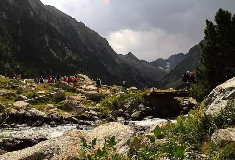 Hotelli Espace Pyrénées Loisirs Campsite