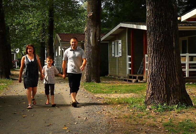 호텔 Espace Pyrénées Loisirs Campsite